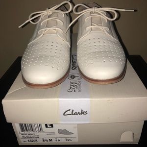 Women’s comfy Clark’s shoe